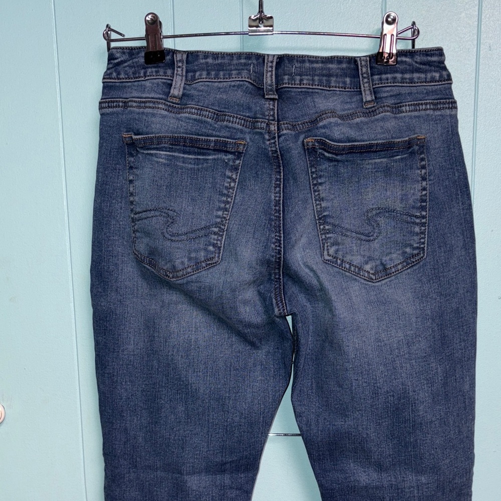 Silver Jeans Co. Classic Blue Denim - Picture 6 of 8